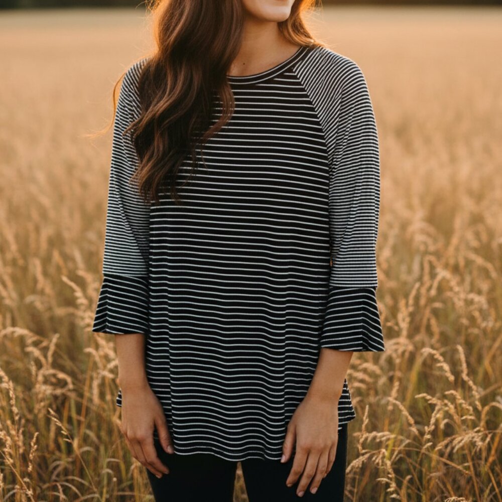 Loft S Women's Navy Blue White Striped Bell Sleeve Knit Top Tee Casual Boho Chic